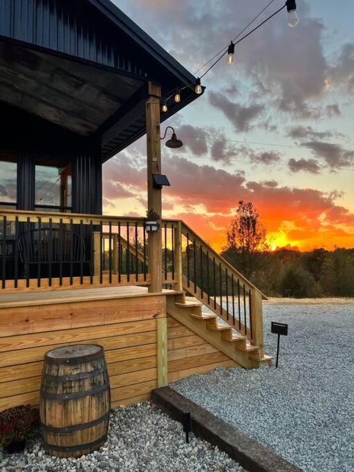 Bourbon Barrel Cottages #2 Of 5 On Kentucky Trail Lawrenceburg Екстер'єр фото