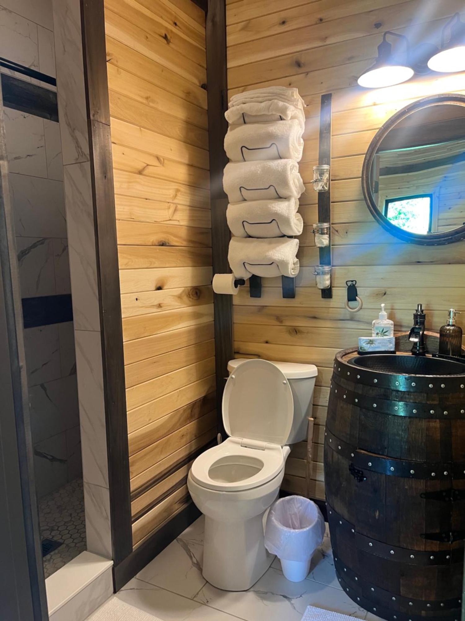 Bourbon Barrel Cottages #2 Of 5 On Kentucky Trail Lawrenceburg Екстер'єр фото